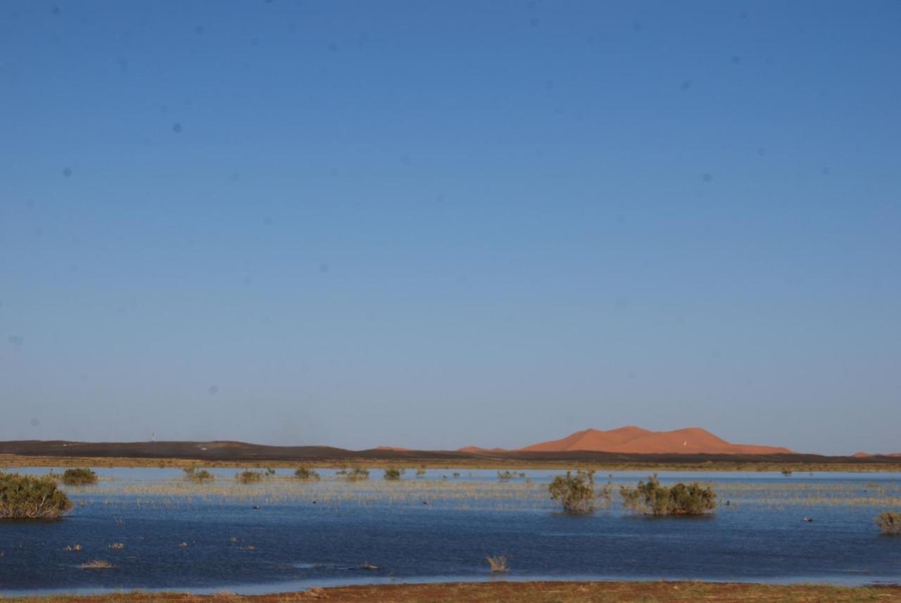 Hotel Takojt Merzouga Esterno foto